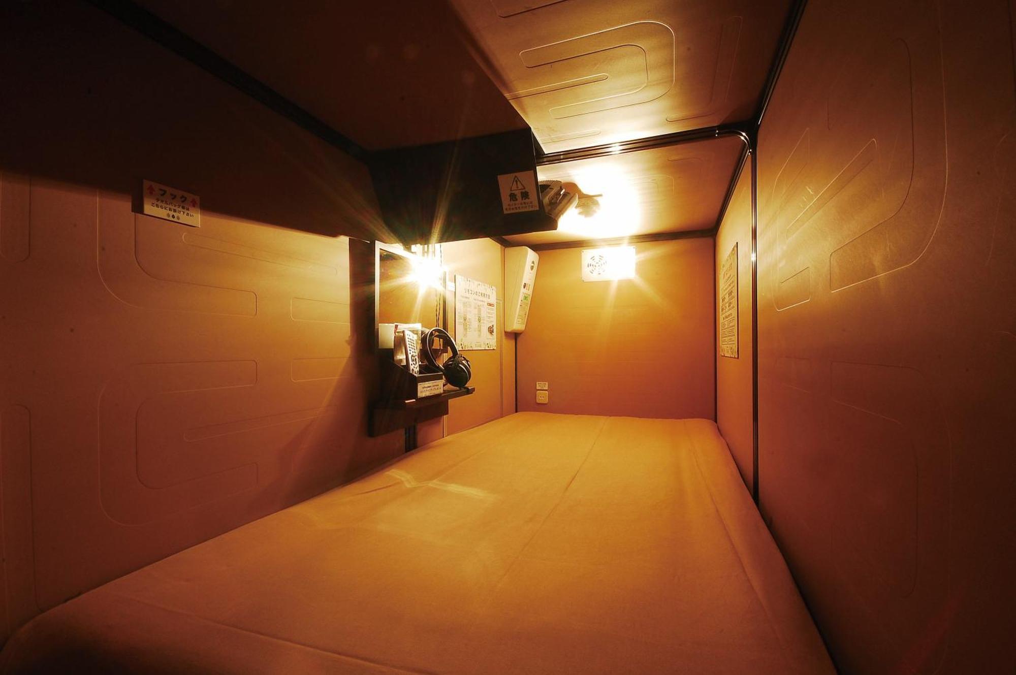 Anshin Oyado Shinbashi Ekimaeten Tōkyō Extérieur photo